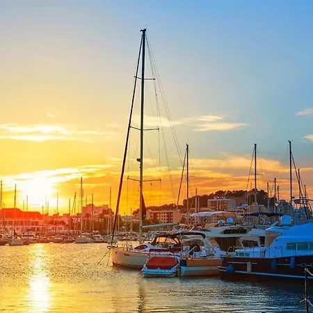 Holiday home Casita Del Castillo